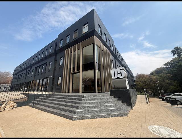 374M² OFFICE TO LET IN ROSEBANK